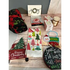 Christmas decor and gifts‎ set
